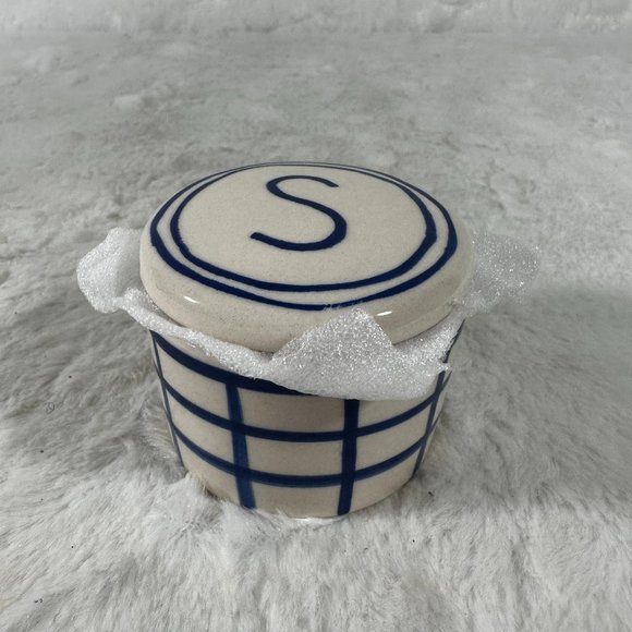 C.R. Gibson Flourish Monogram Letter 'S' Ceramic Trinket and Jewelry Box NIB - Picture 1 of 9